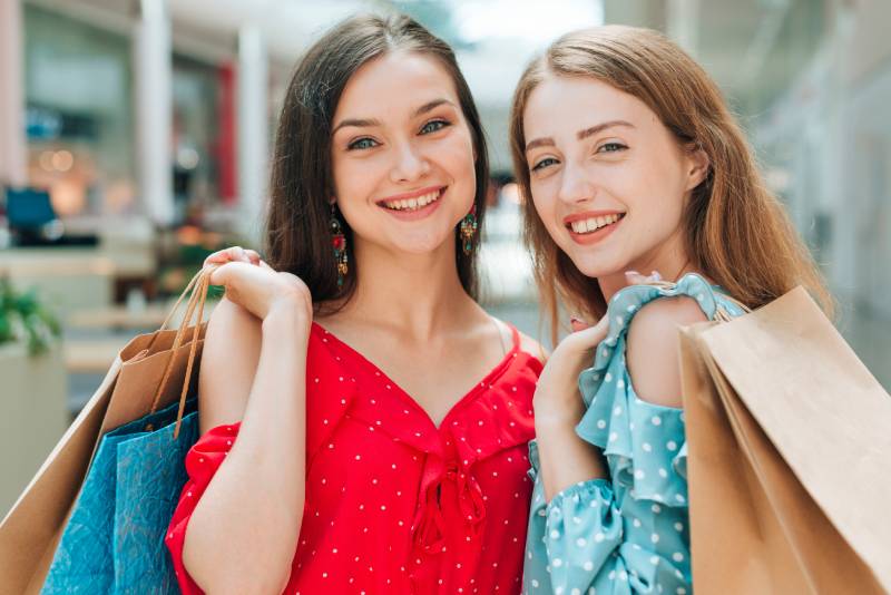 friends-posing-looking-camera (1)